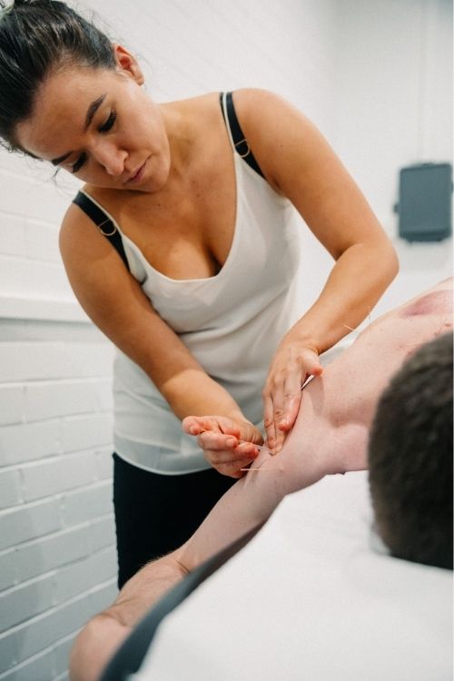 Physiotherapy vs. Osteopathy — What's Best for Me